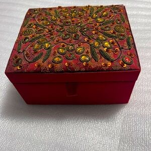 🪷 Pier 1 Imports Beaded Sequin Satin Jewelry Box – Made in India